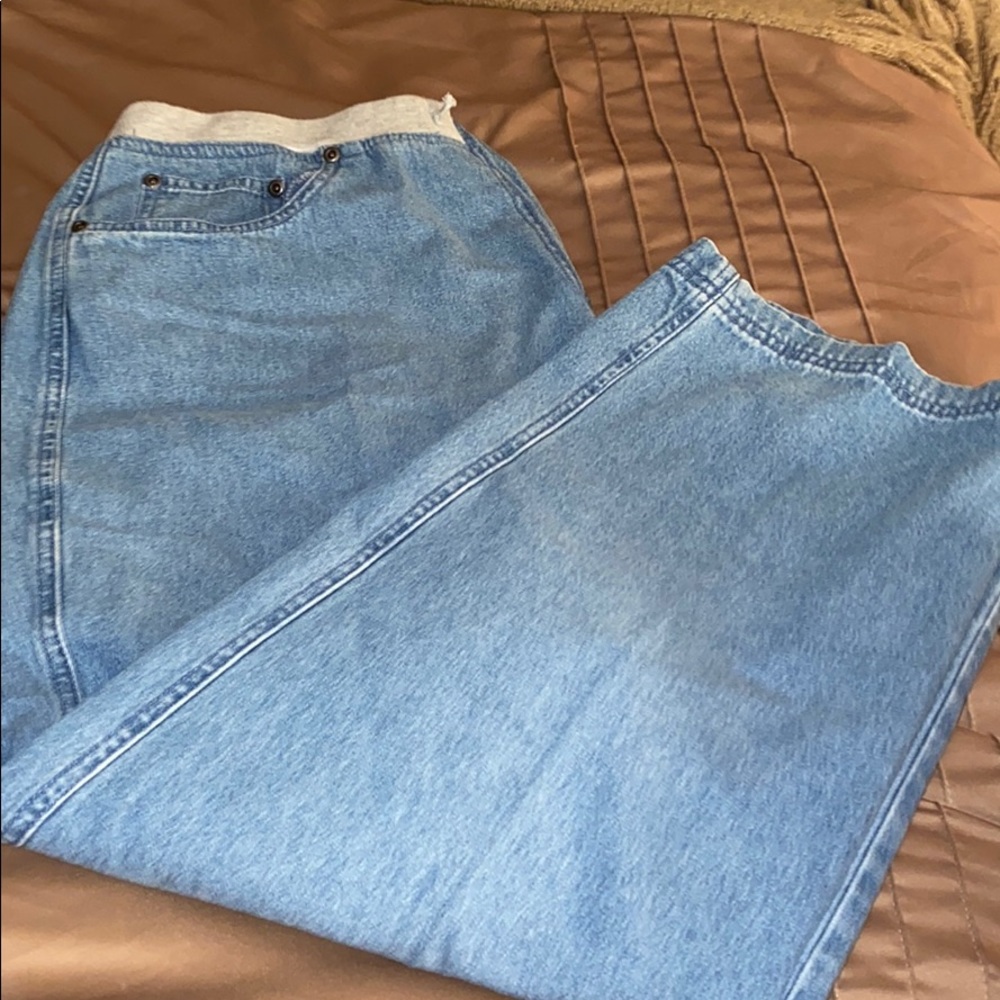 Flexible waste band jeans